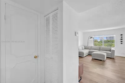 [Address not provided], Hallandale Beach, FL 33009 - Photo 33