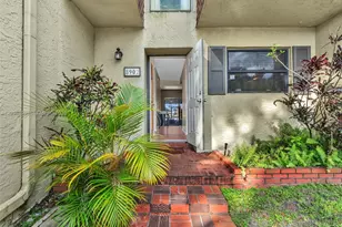 8902 Palm Tree Ln, Pembroke Pines, FL 33024 - Photo 33