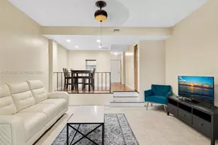 8902 Palm Tree Ln, Pembroke Pines, FL 33024 - Photo 15