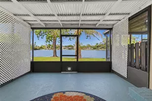 8902 Palm Tree Ln, Pembroke Pines, FL 33024 - Photo 17