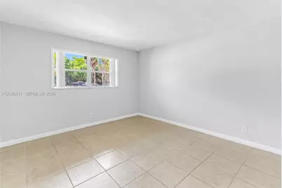 7900 Fairview Dr #105, Tamarac, FL 33321 - Photo 13