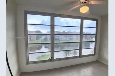 9460 Sunrise Lakes Blvd #309, Sunrise, FL 33322 - Photo 29