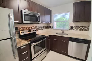 9460 Sunrise Lakes Blvd, Sunrise, FL 33322 - Photo 3