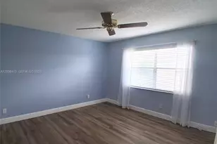 9460 Sunrise Lakes Blvd, Sunrise, FL 33322 - Photo 19