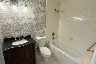 5388 W 24th Ave, Hialeah, FL 33016 - Photo 19