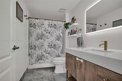 500 NE 29th St #901, Miami, FL 33137 - Photo 7