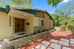 15200 SW 88th Ave, Palmetto Bay, FL 33157 - Photo 5