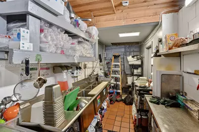 Highly Rated and Turnkey Lebanese Street Food Restaurant in Miami Beach, Miami Beach, FL 33141 - Photo 11