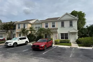 77 Simonton Creek, Weston, FL 33326 - Photo 1