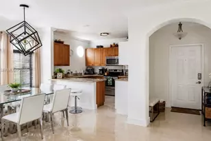 10012 NW 7th St, Miami, FL 33172 - Photo 3