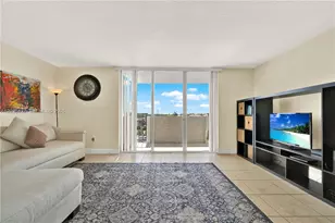 2750 NE 183rd St, Aventura, FL 33160 - Photo 11