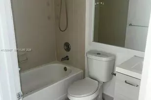 15545 N Miami Lakeway N, Miami Lakes, FL 33014 - Photo 11