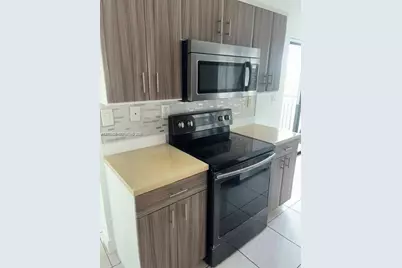 15545 N Miami Lakeway N #303, Miami Lakes, FL 33014 - Photo 5