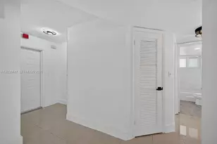 1101 NE 191st St, Miami, FL 33179 - Photo 17