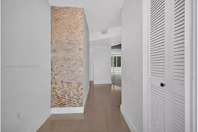 1101 NE 191st St #H401, Miami, FL 33179 - Photo 3