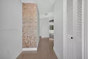 1101 NE 191st St, Miami, FL 33179 - Photo 3