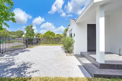 81 NW 45th St #0, Miami, FL 33127 - Photo 45