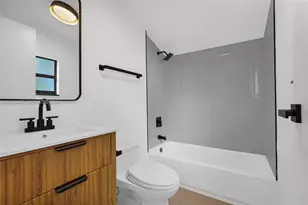 81 NW 45th St, Miami, FL 33127 - Photo 27