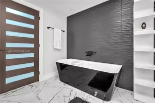 333 Las Olas Way, Fort Lauderdale, FL 33301 - Photo 21
