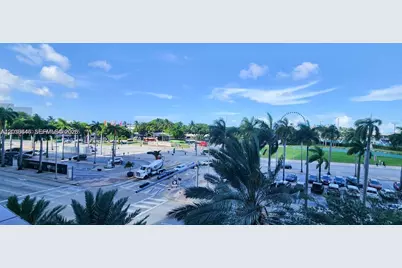244 Biscayne Blvd #301, Miami, FL 33132 - Photo 11