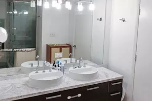244 Biscayne Blvd, Miami, FL 33132 - Photo 9