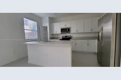 2683 SE 12th St, Homestead, FL 33035 - Photo 7