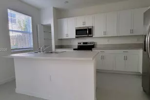 2683 SE 12th St, Homestead, FL 33035 - Photo 7