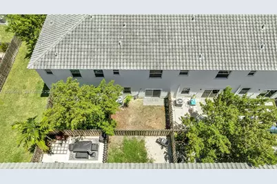 2683 SE 12th St, Homestead, FL 33035 - Photo 35