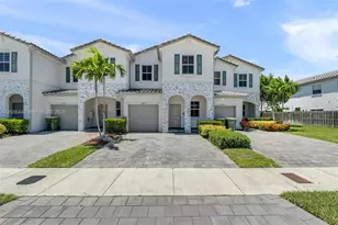 2683 SE 12th St, Homestead, FL 33035 - Photo 1
