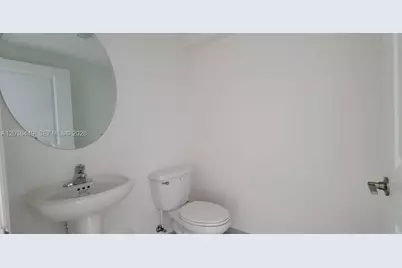2683 SE 12th St, Homestead, FL 33035 - Photo 9