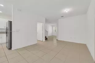 2683 SE 12th St, Homestead, FL 33035 - Photo 9