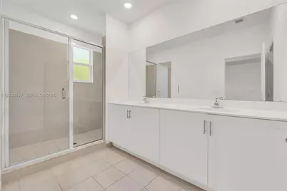 2683 SE 12th St, Homestead, FL 33035 - Photo 27