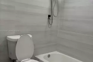1321 NE 212th Terrace, Miami, FL 33179 - Photo 5
