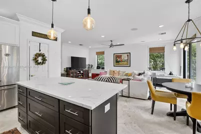 16711 SW 14th St, Pembroke Pines, FL 33027 - Photo 27