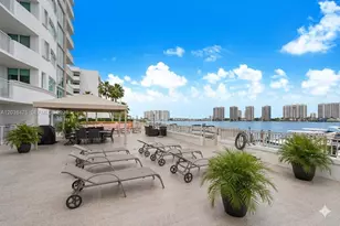 18000 N Bay Rd, Sunny Isles Beach, FL 33160 - Photo 23