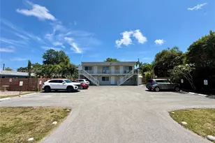 912 NE 17th Ct, Fort Lauderdale, FL 33305 - Photo 1