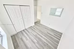 1272 NE 145th St, Miami, FL 33161 - Photo 11