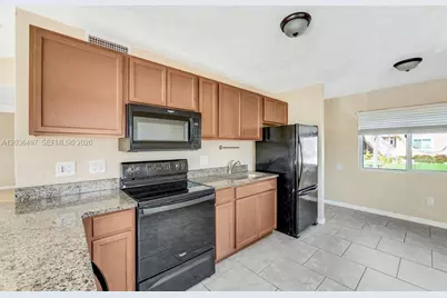 2550 Tulane Ave #202, Daytona, FL 32118 - Photo 5