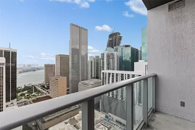 151 SE 1st St #3202, Miami, FL 33131 - Photo 11