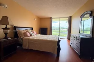 3241 Holiday Springs Blvd, Margate, FL 33063 - Photo 11