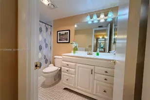 3241 Holiday Springs Blvd, Margate, FL 33063 - Photo 11