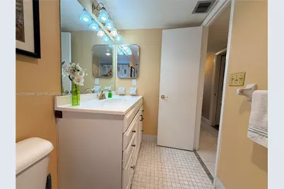 3241 Holiday Springs Blvd #204, Margate, FL 33063 - Photo 13