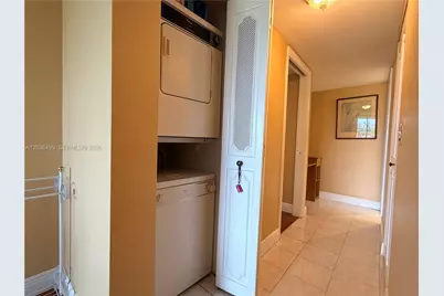 3241 Holiday Springs Blvd #204, Margate, FL 33063 - Photo 9