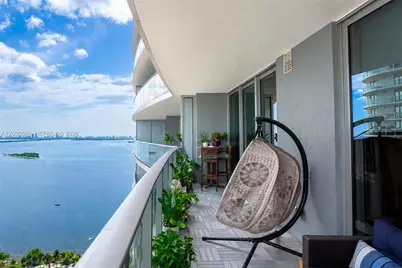 488 NE 18th St #3007, Miami, FL 33132 - Photo 1