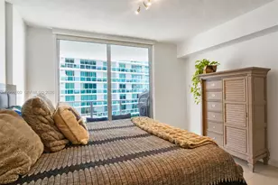 488 NE 18th St, Miami, FL 33132 - Photo 11