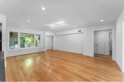 7711 SW 47th Ave, Coral Gables, FL 33143 - Photo 13