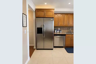 501 Three Islands Blvd #303, Hallandale Beach, FL 33009 - Photo 5
