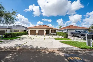 8724 NW 149th Terrace, Miami Lakes, FL 33018 - Photo 5