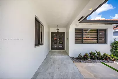 8724 NW 149th Ter, Miami Lakes, FL 33018 - Photo 3
