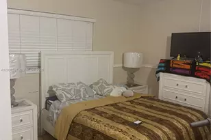8625 NW 8th St, Miami, FL 33126 - Photo 23
